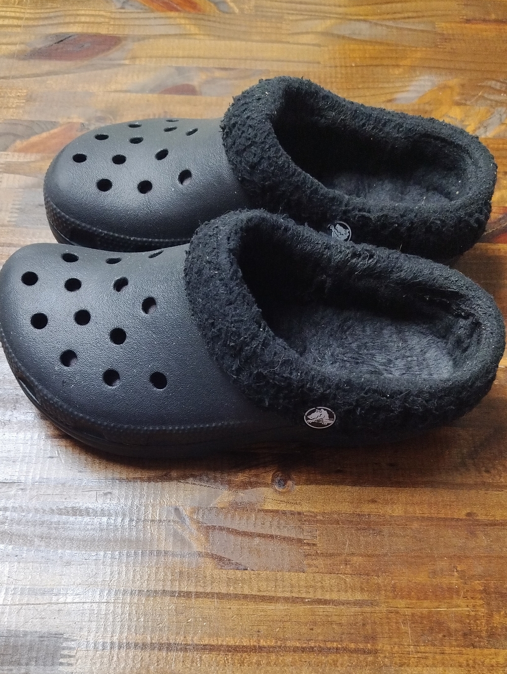 CROCS Black Fuzzy Lined Slip-On Clog Mules